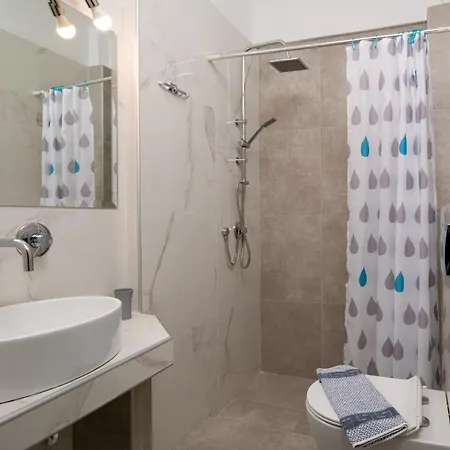 Fantasia And Lejlighed *