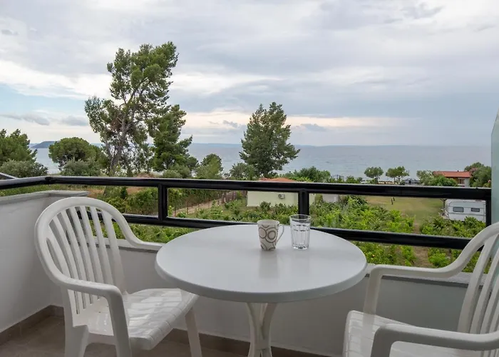 Fantasia And * Néos Marmarás