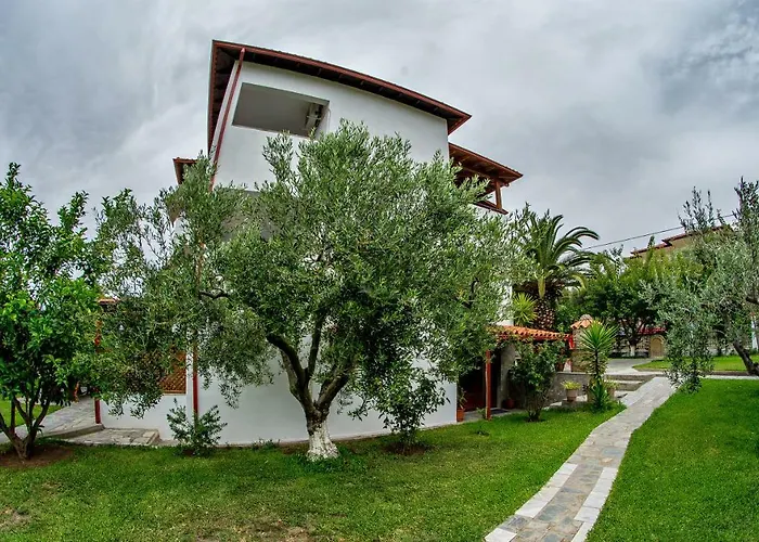 Fantasia And * Néos Marmarás