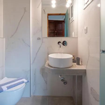 Fantasia And דירה